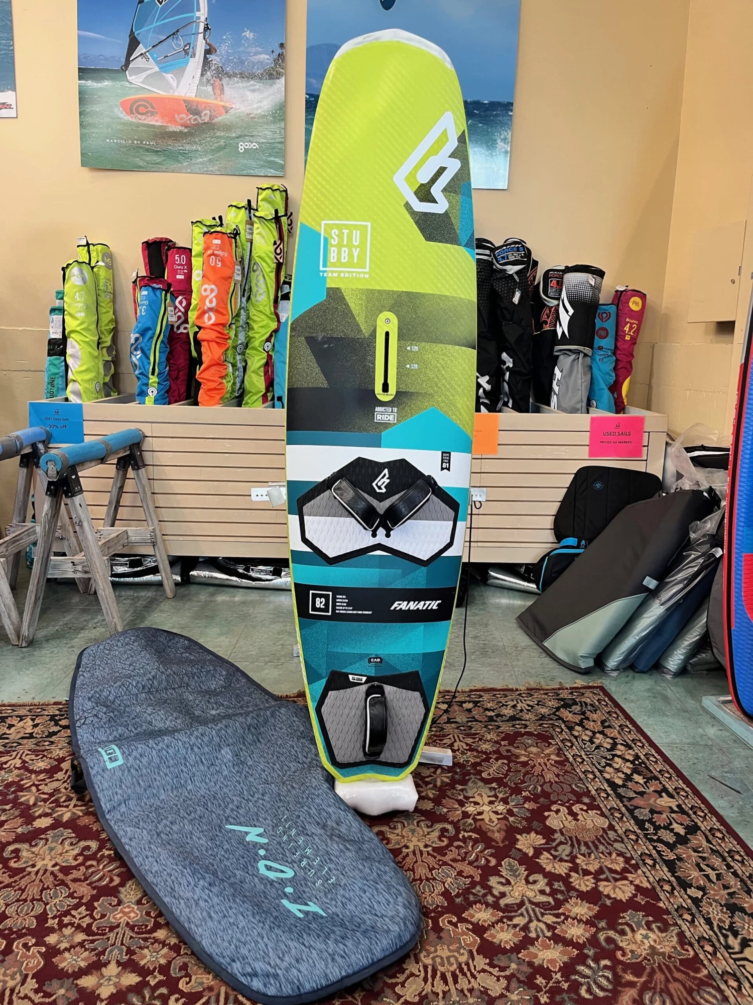 Fanatic Stubby 82 USED 2019 Windsurfing Board W/ Bag 3 Fanatic Stubby 82 USED 2019 Windsurfing Board W/ Bag