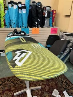 Fanatic Stubby 76 USED 2019 Windsurfing Board W/ Bag -Dakine Sale IMG 6867 1 scaled 1